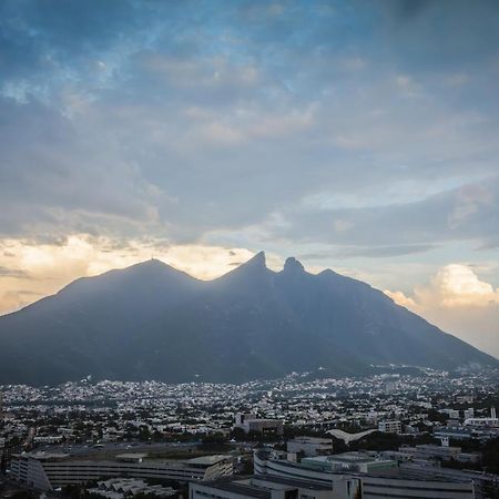 One Monterrey Tecnologico Hotel Екстериор снимка