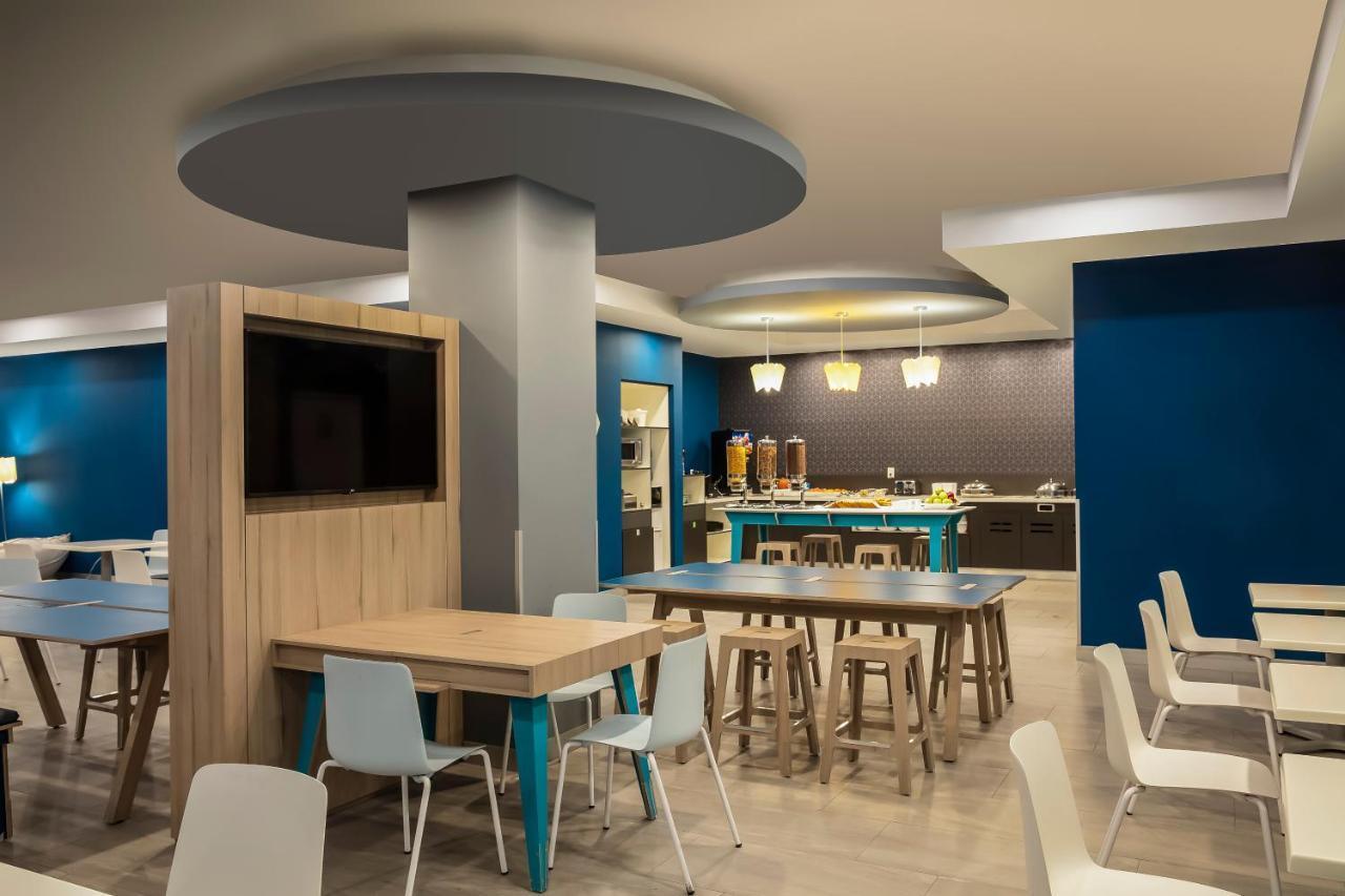 One Monterrey Tecnologico Hotel Екстериор снимка