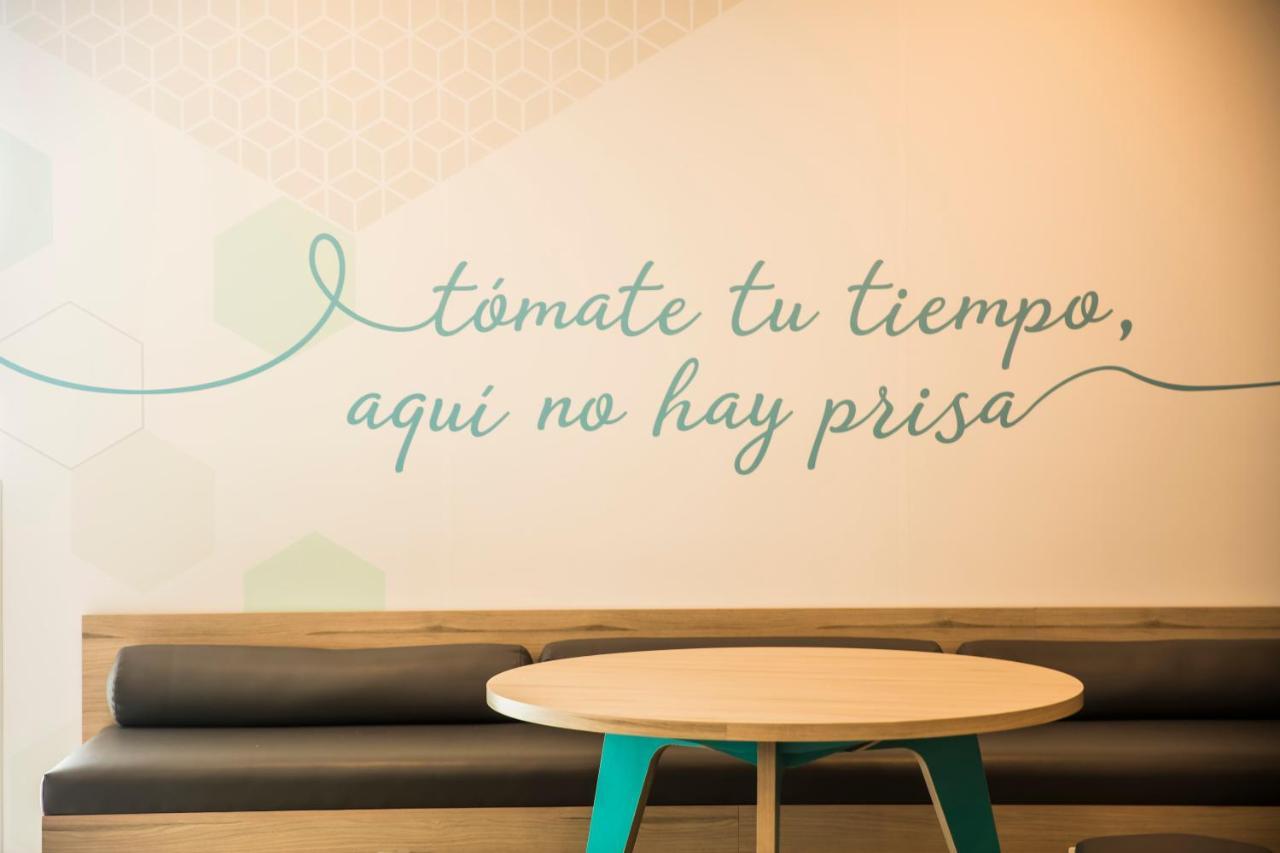 One Monterrey Tecnologico Hotel Екстериор снимка