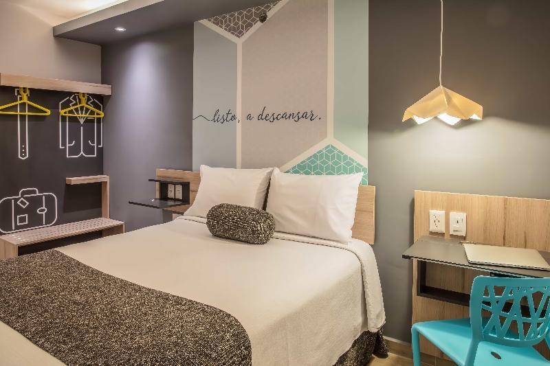 One Monterrey Tecnologico Hotel Екстериор снимка